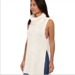 Free People White Horses Ivory Tunic Sleeveless Mock Neck Sweater Size Medium